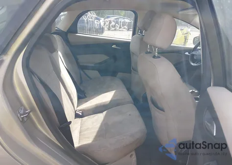 2016 Ford Focus Se from USA, damaged, VIN 1FADP3K28GL263879